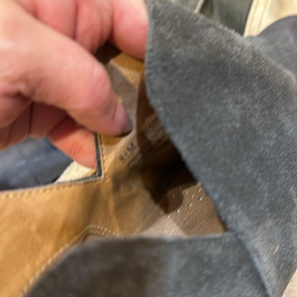 Susina Carina Grey Suede Stacked Heel Booties Boots 8.5 - Picture 3 of 6